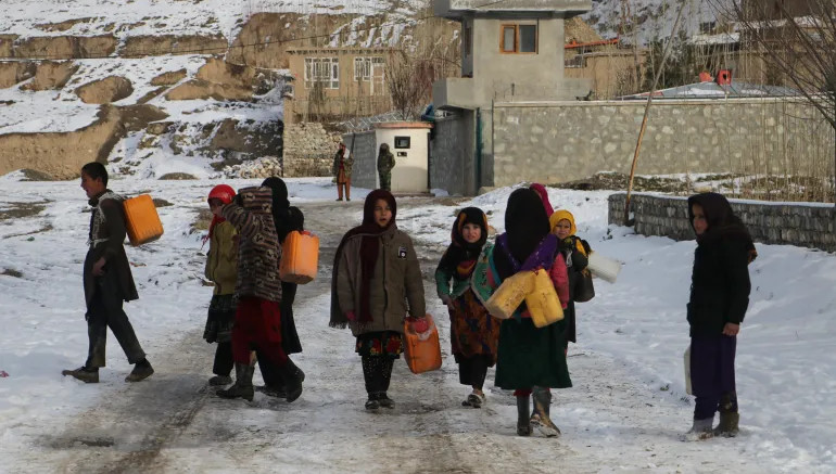  कामको अभावमा  गरिबी बढेको अफगान नागरिकको गुनासो 